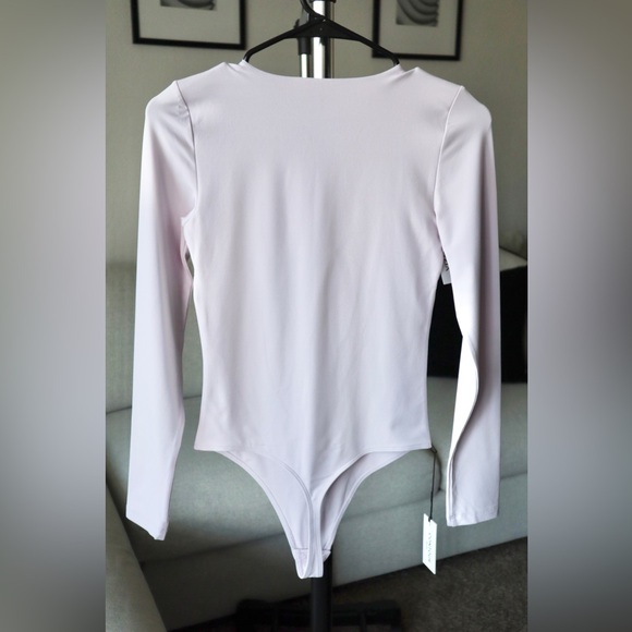 Aritzia Contour Crew Longsleeve Bodysuit - Halo Pink - Small - Picture 6 of 7
